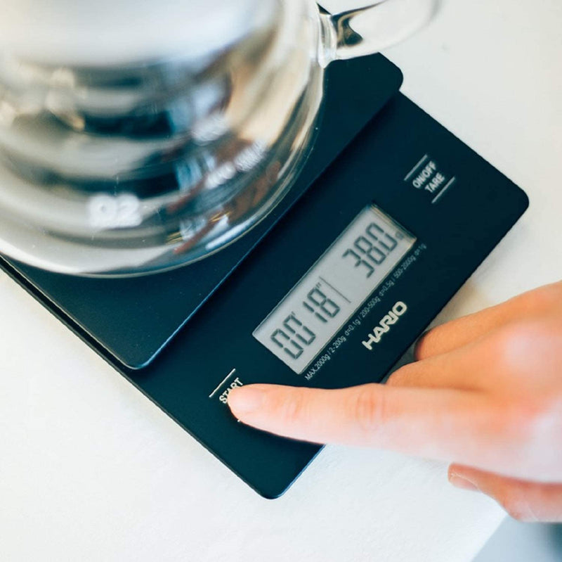 預訂｜HARIO - V60 Drip Scale 手沖咖啡專用電子秤/電子磅 電池式 VSTN-2000B【平行進口｜約2-3星期內寄出】